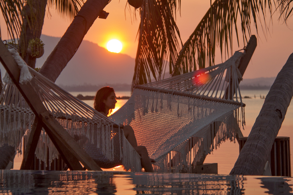 Tango Luxe Beach Villa Sunset